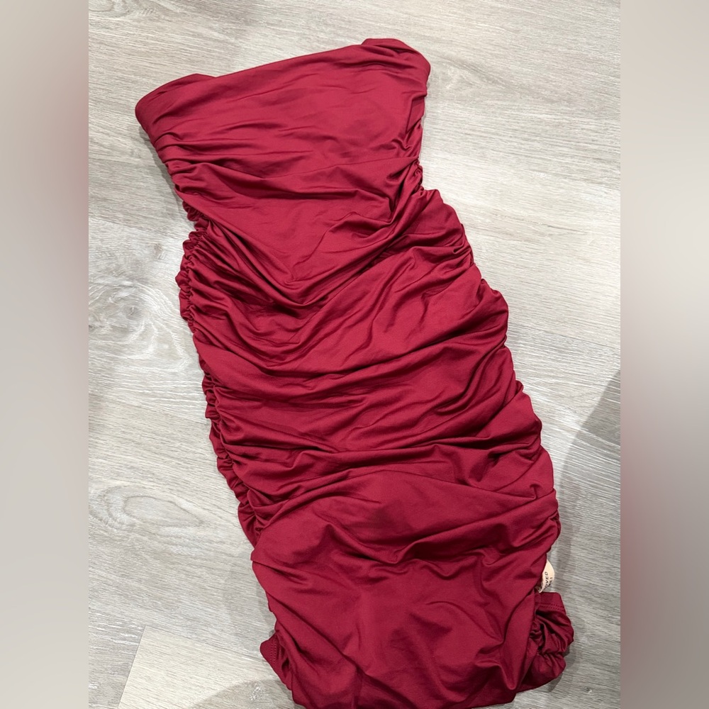 oh Polly Dark Red Garment